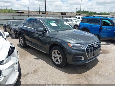 WA1AAAFY1M2****** 2021 Audi Q5
