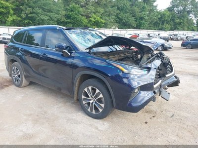 5TDKDRAH0PS****** 2023 Toyota Highlander