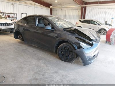 7SAYGDEE0PA****** 2023 Tesla Model Y