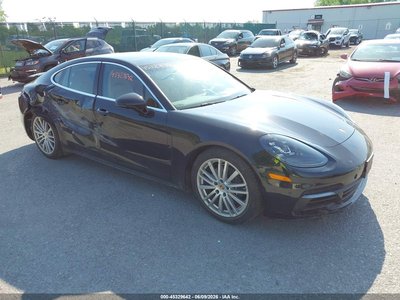 WP0AA2A75HL****** 2017 Porsche Panamera