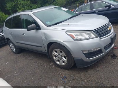 1GNKVFED1FJ****** 2015 Chevrolet Traverse