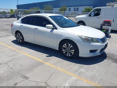 1HGCR2F35DA****** 2013 Honda Accord