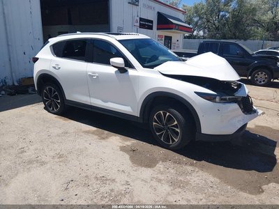 JM3KFBDM2N0****** 2022 Mazda CX-5