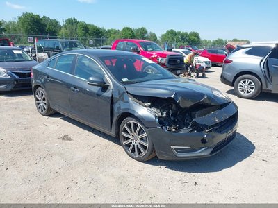 2015 Volvo S60