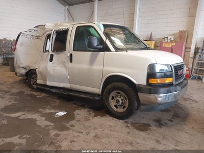 1GTW7AFGXJ1****** 2018 GMC Savana 2500