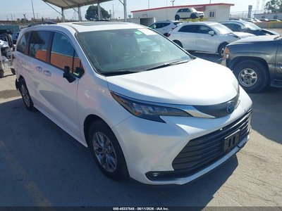 5TDJRKEC1SS****** 2025 Toyota Sienna Hybrid