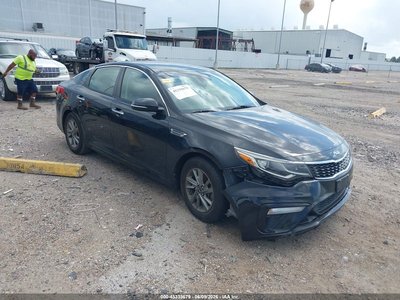 5XXGT4L31KG****** 2019 Kia Optima