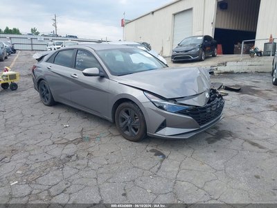 KMHLM4AGXNU****** 2022 Hyundai Elantra