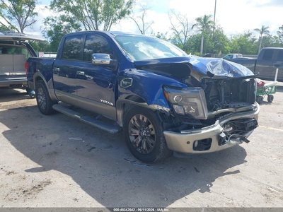 2017 Nissan Titan
