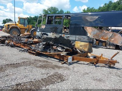 4X4TXLE28HF****** 2017 Forest River Xlr Hyper