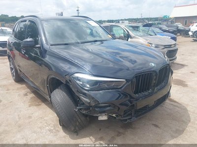 5UXJU2C5XKL****** 2019 BMW X5
