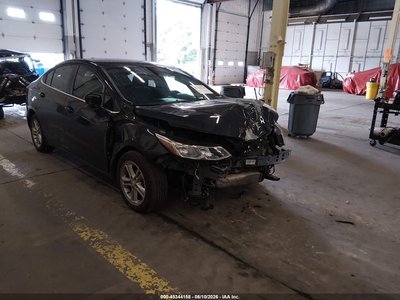1G1BE5SM3J7****** 2018 Chevrolet Cruze