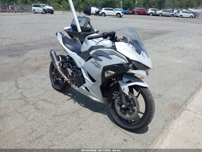 ML5EXGH1XSD****** 2025 Kawasaki Ninja 500