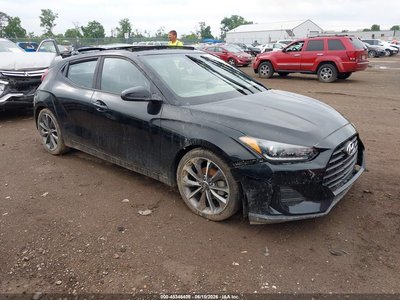 KMHTG6AF2KU****** 2019 Hyundai Veloster