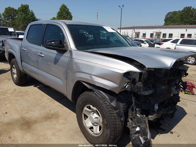 5TFAX5GN4HX****** 2017 Toyota Tacoma
