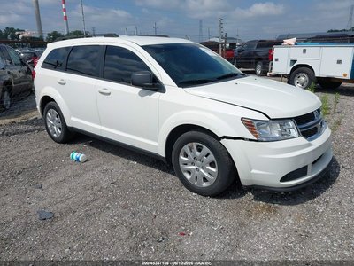 3C4PDCAB1JT****** 2018 Dodge Journey