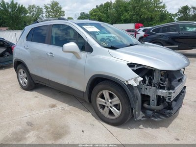 KL7CJLSB7KB****** 2019 Chevrolet Trax