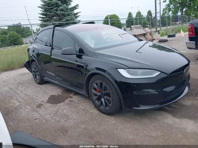7SAXCBE62RF****** 2024 Tesla Model X