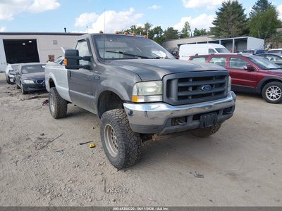 1FTSF31F32E****** 2002 Ford F-350