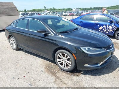 1C3CCCAB2GN****** 2016 Chrysler 200