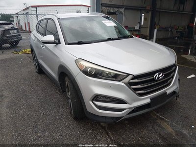 KM8J33A28GU****** 2016 Hyundai Tucson