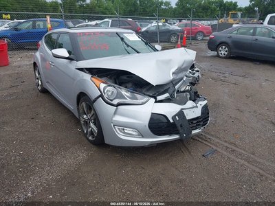 KMHTC6AD3HU****** 2017 Hyundai Veloster
