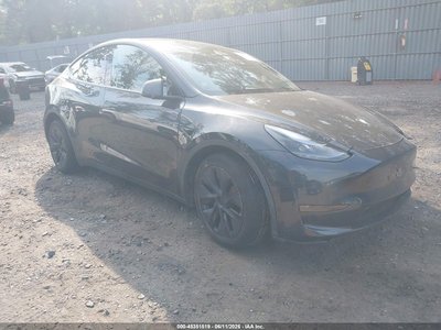 2025 Tesla Model Y