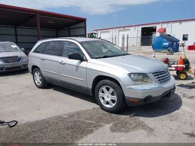 2A4GM68456R****** 2006 Chrysler Pacifica
