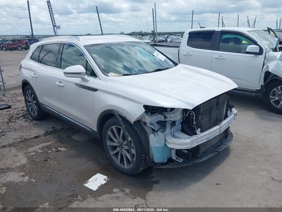 2LMPJ6K90KB****** 2019 Lincoln Nautilus