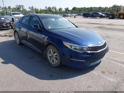 5XXGT4L38HG****** 2017 Kia Optima