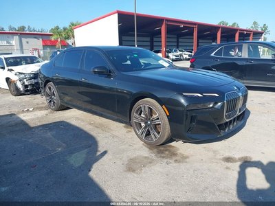 WBA33EJ09RC****** 2024 BMW 760i