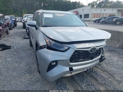 5TDKDRAHXRS****** 2024 Toyota Highlander