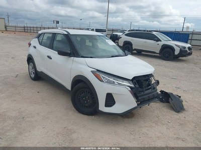 3N1CP5BV8ML****** 2021 Nissan Kicks