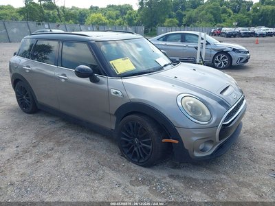 WMWLN9C54G2****** 2016 MINI Clubman