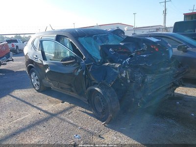KNMAT2MTXFP****** 2015 Nissan Rogue