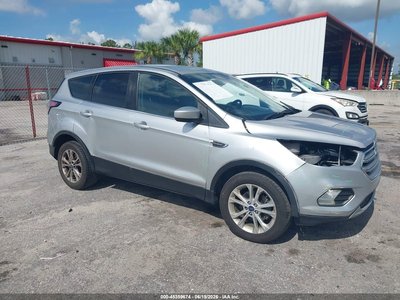 1FMCU0GD9HU****** 2017 Ford Escape