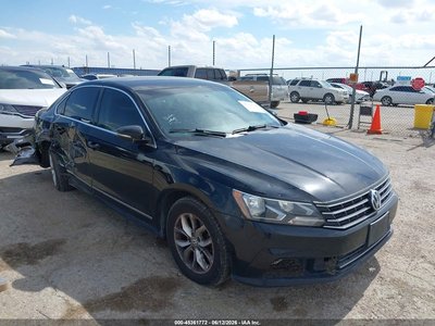 1VWAT7A31GC****** 2016 Volkswagen Passat