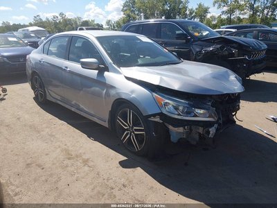 1HGCR2F13HA****** 2017 Honda Accord