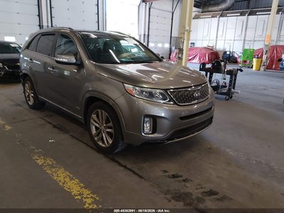 5XYKWDA70EG****** 2014 Kia Sorento