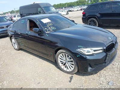 WBA13BJ09NW****** 2022 BMW 5 Series