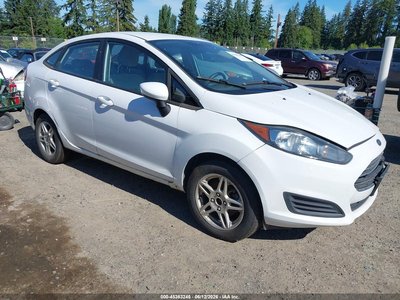 3FADP4BJ0JM****** 2018 Ford Fiesta