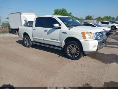 1N6BA0EC3EN****** 2014 Nissan Titan