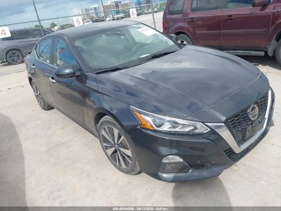 2022 Nissan Altima