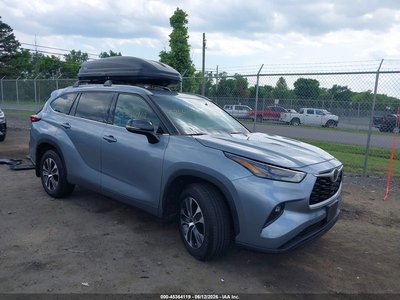 5TDGZRBH4NS****** 2022 Toyota Highlander
