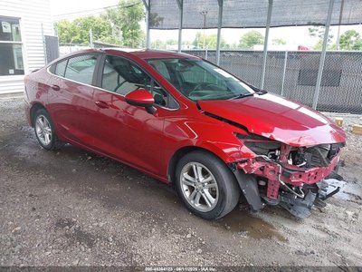 1G1BE5SM8J7****** 2018 Chevrolet Cruze