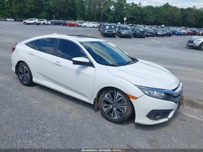 2HGFC1F8XJH****** 2018 Honda Civic