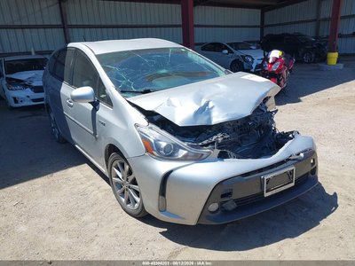 JTDZN3EU9FJ****** 2015 Toyota Prius V