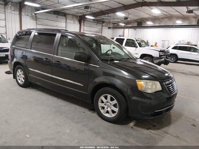 2011 Chrysler Town & Country