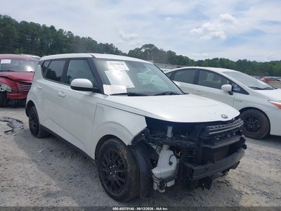 KNDJ23AU5L7****** 2020 Kia Soul