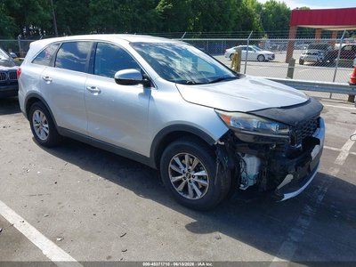 5XYPG4A38KG****** 2019 Kia Sorento